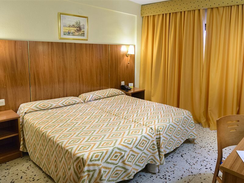 Фото Hotel Mareny Benidorm