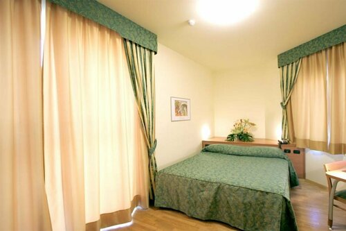 Внешний вид отеля Hotel Dama в Фоссано, фото 3