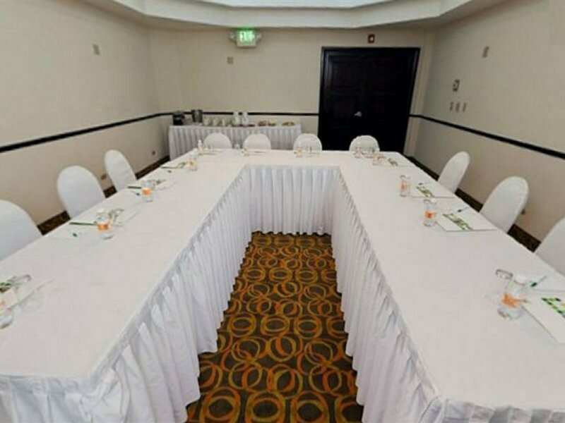 Фото Holiday Inn Tijuana Zona Rio Hotel