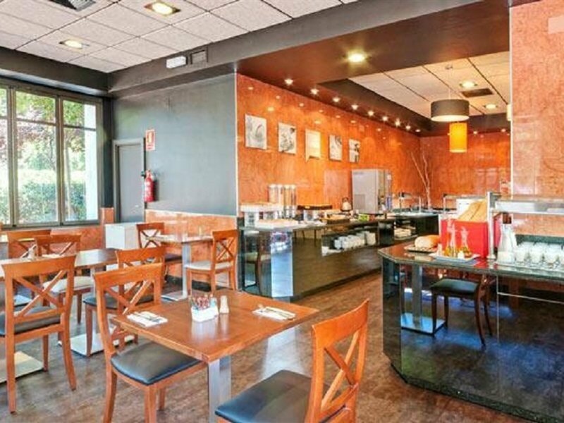 Фото Senator Barajas Hotel