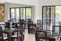 Гостиница Twangale Park Hotel