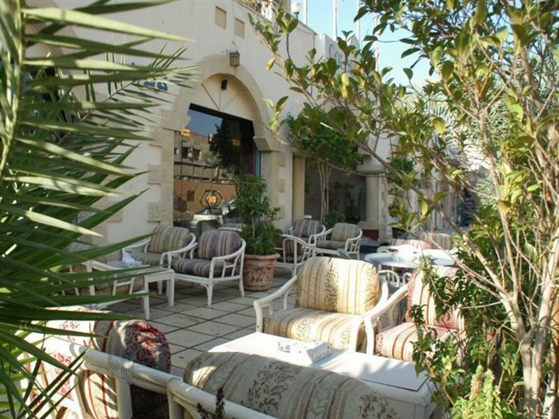 Фото Hotel Golden Tulip Aqaba Red Sea