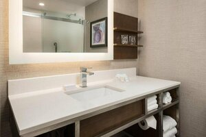 Гостиница Hilton Garden Inn Ottawa Downtown