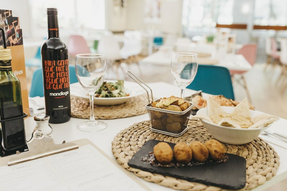 Фото Tres Torres Atiram Hotel