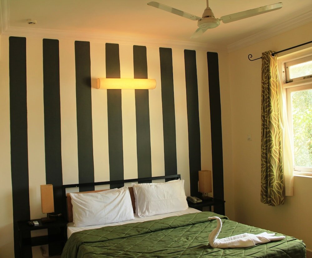 Фото Aastha Escape Resort