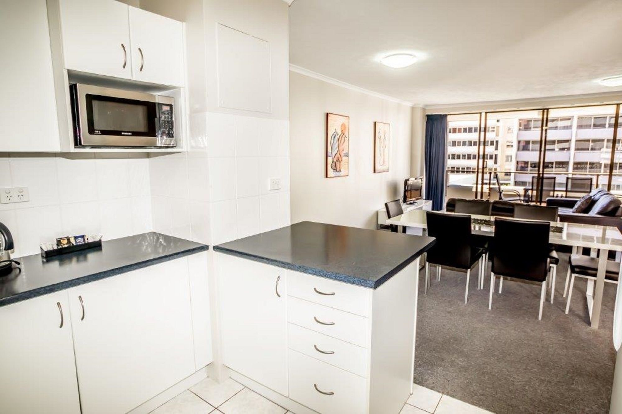 Фото The Astor Apartments