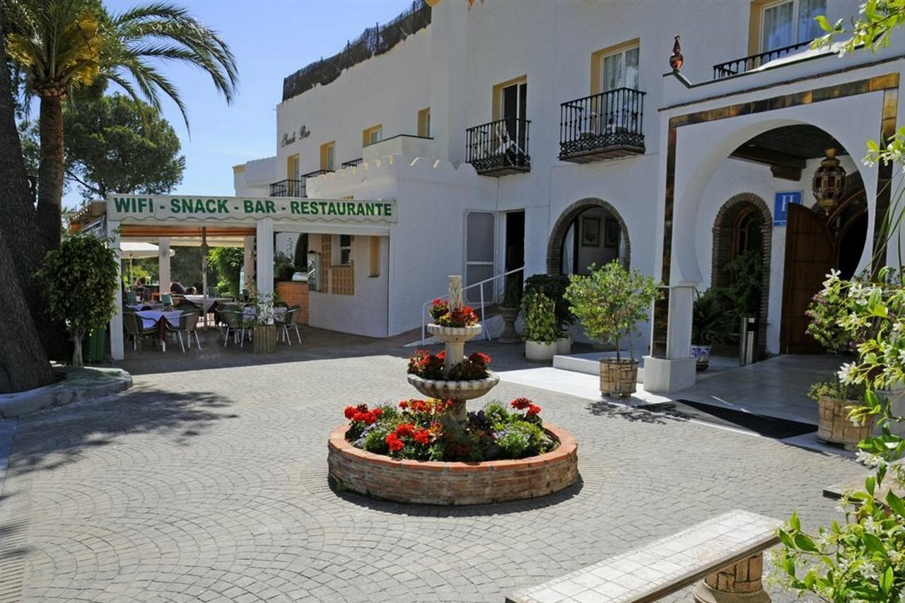 Фото Nerja Club by Dorobe Hotels