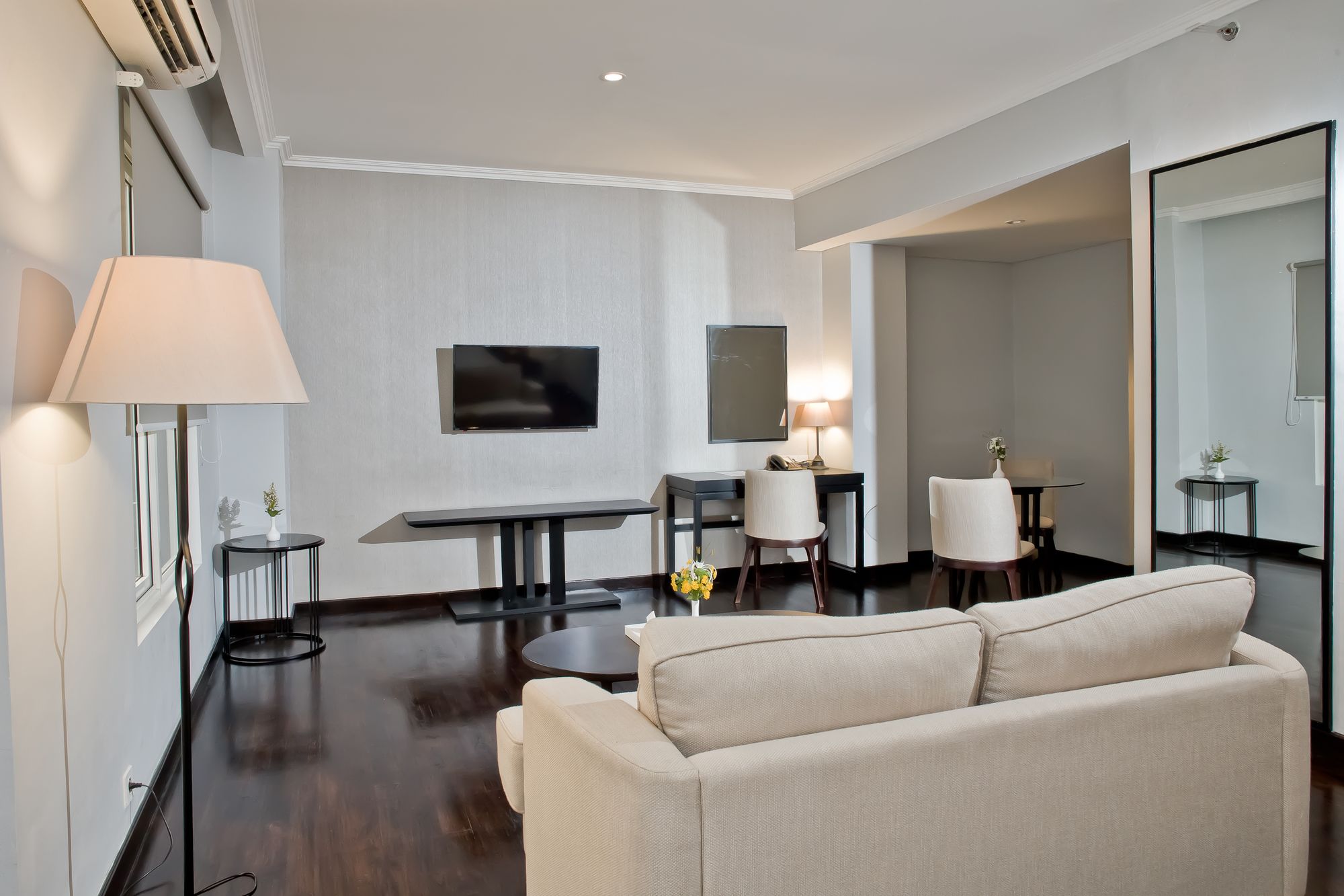 Фото Samala Hotel Jakarta Cengkareng