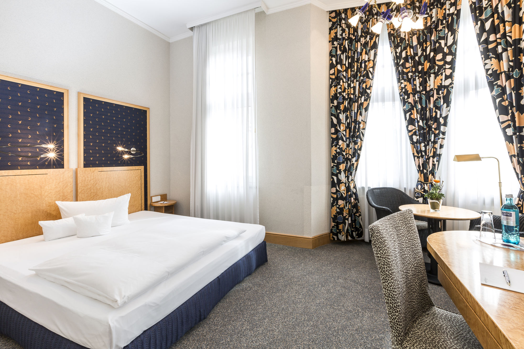 Фото Dom Hotel Limburg