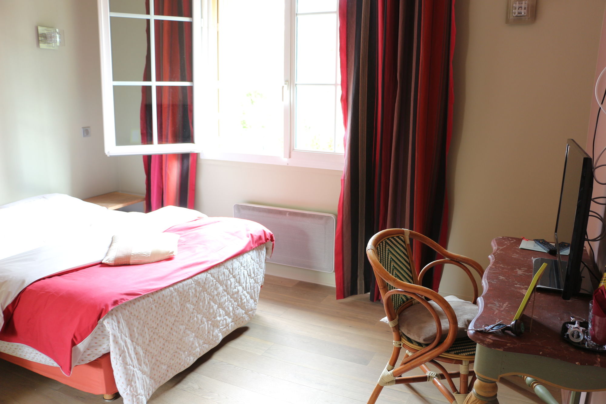 Фото Hotel Le Vert Galant