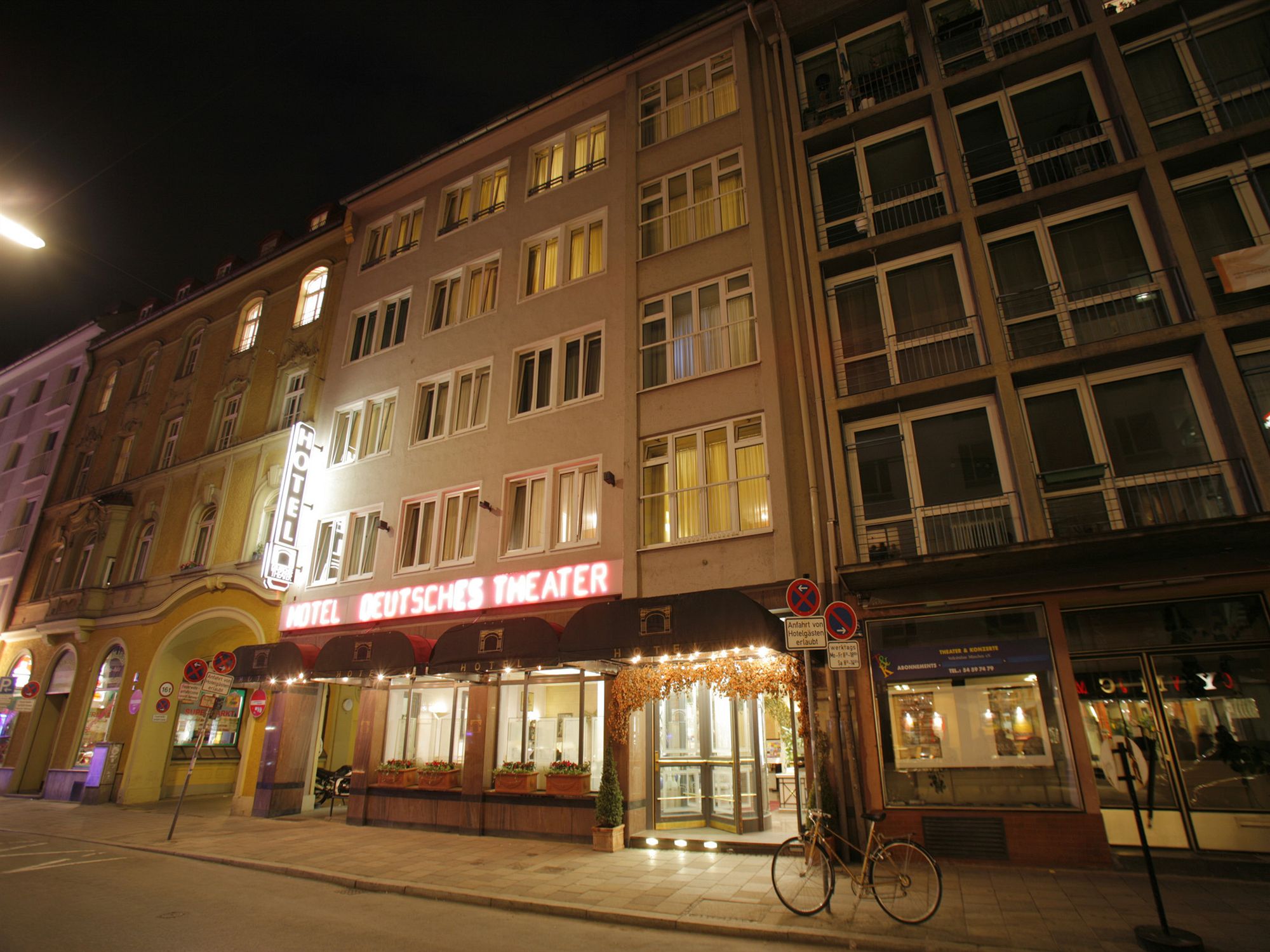 Фото Hotel Deutsches Theater
