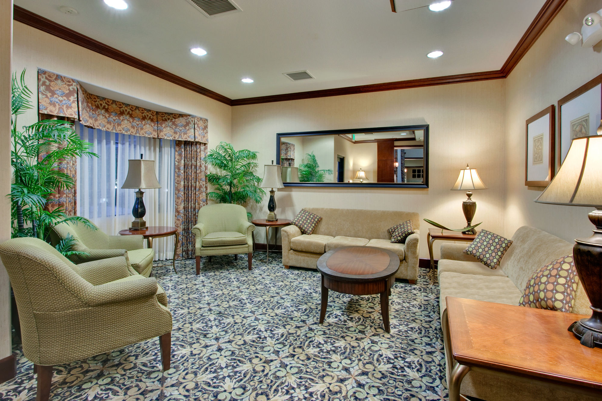 Фото Staybridge Suites Phoenix - Glendale Sports Dist, an Ihg Hotel