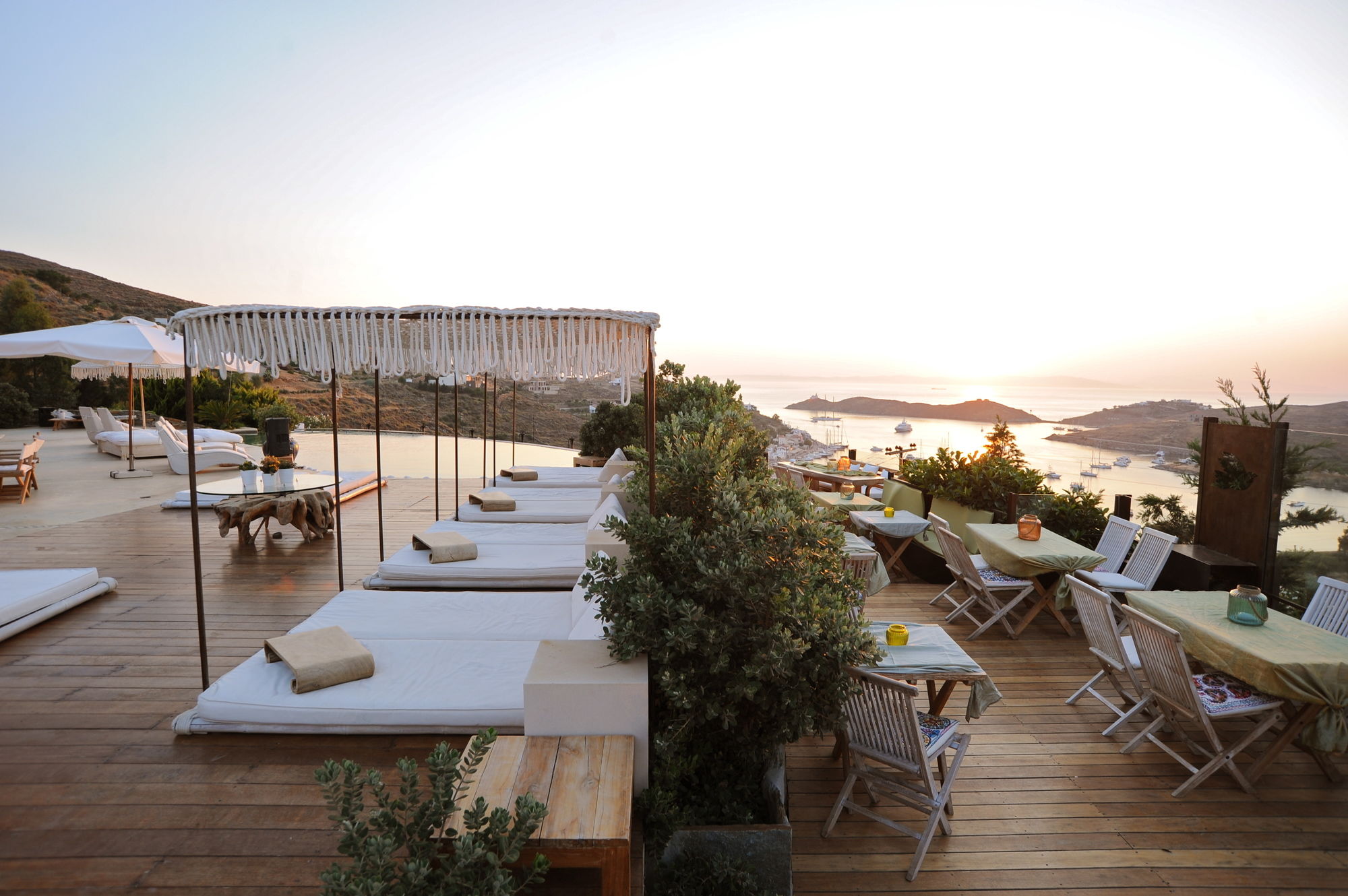 Фото Aigis Suites