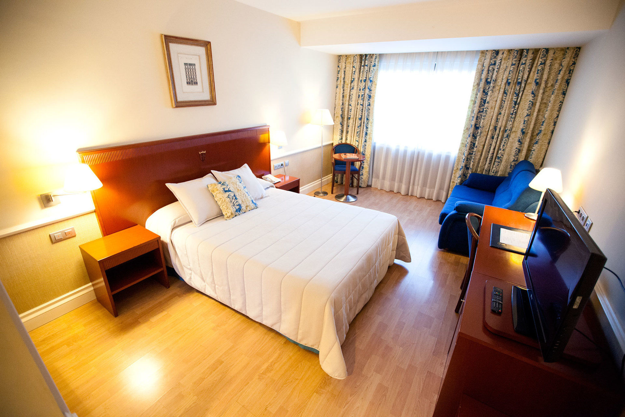 Фото Alfonso VIII