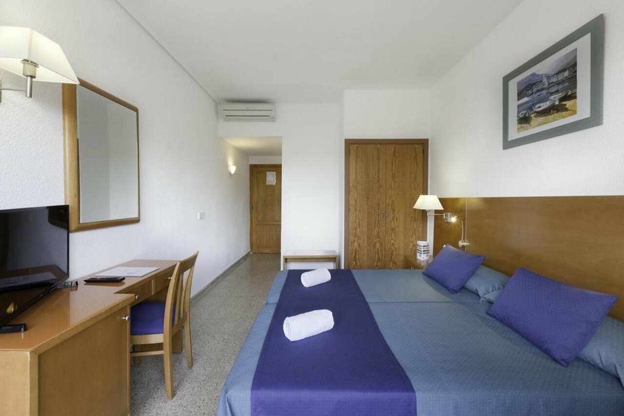 Фото AzuLine Hotel S'Anfora & Fleming