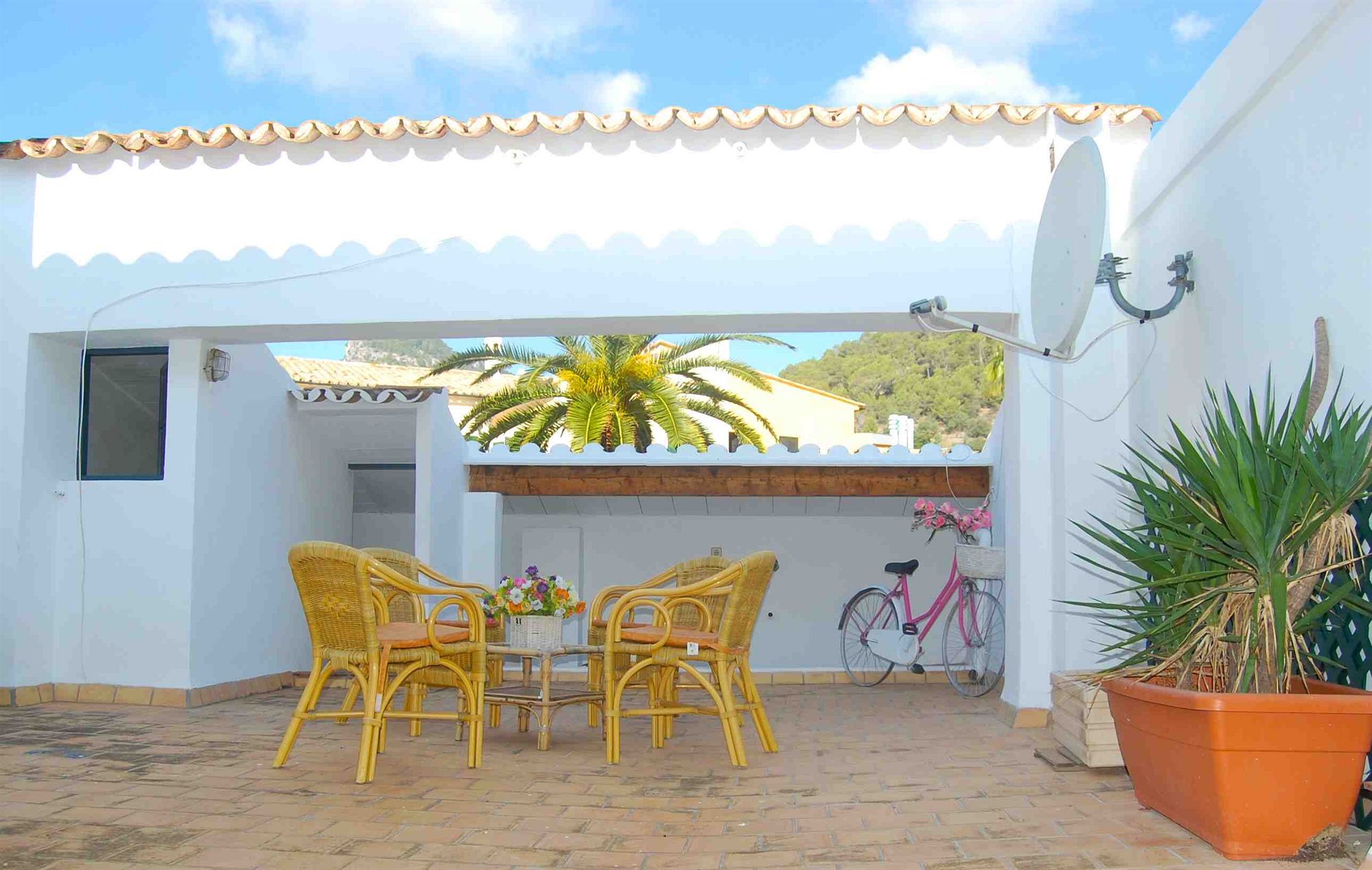 Фото Hostal Ca'n Tiu