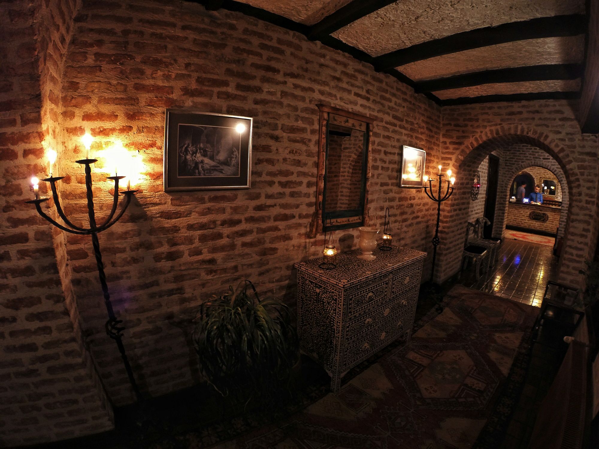 Фото Manici Kasri