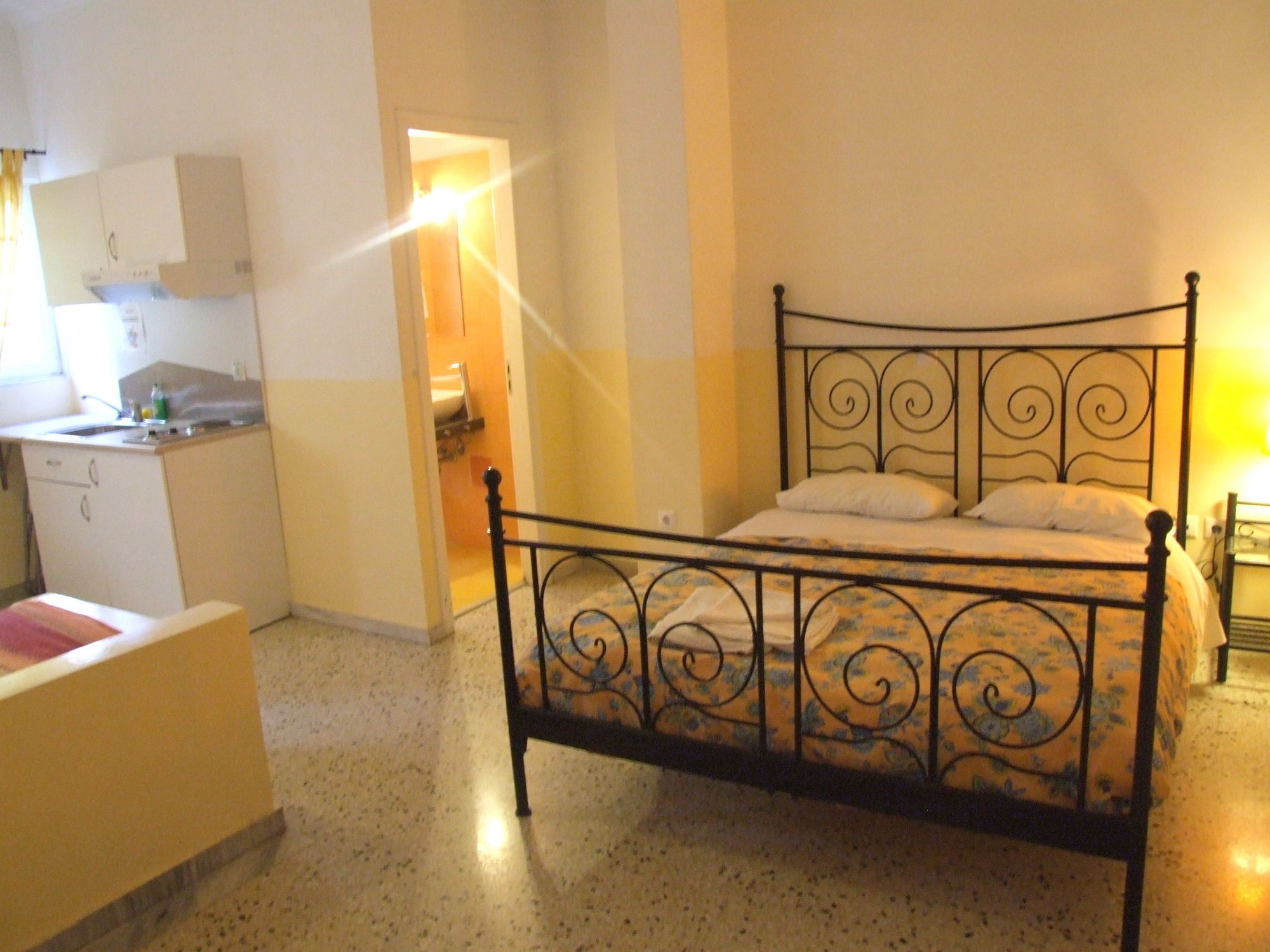 Фото Safestay Athens Hotel