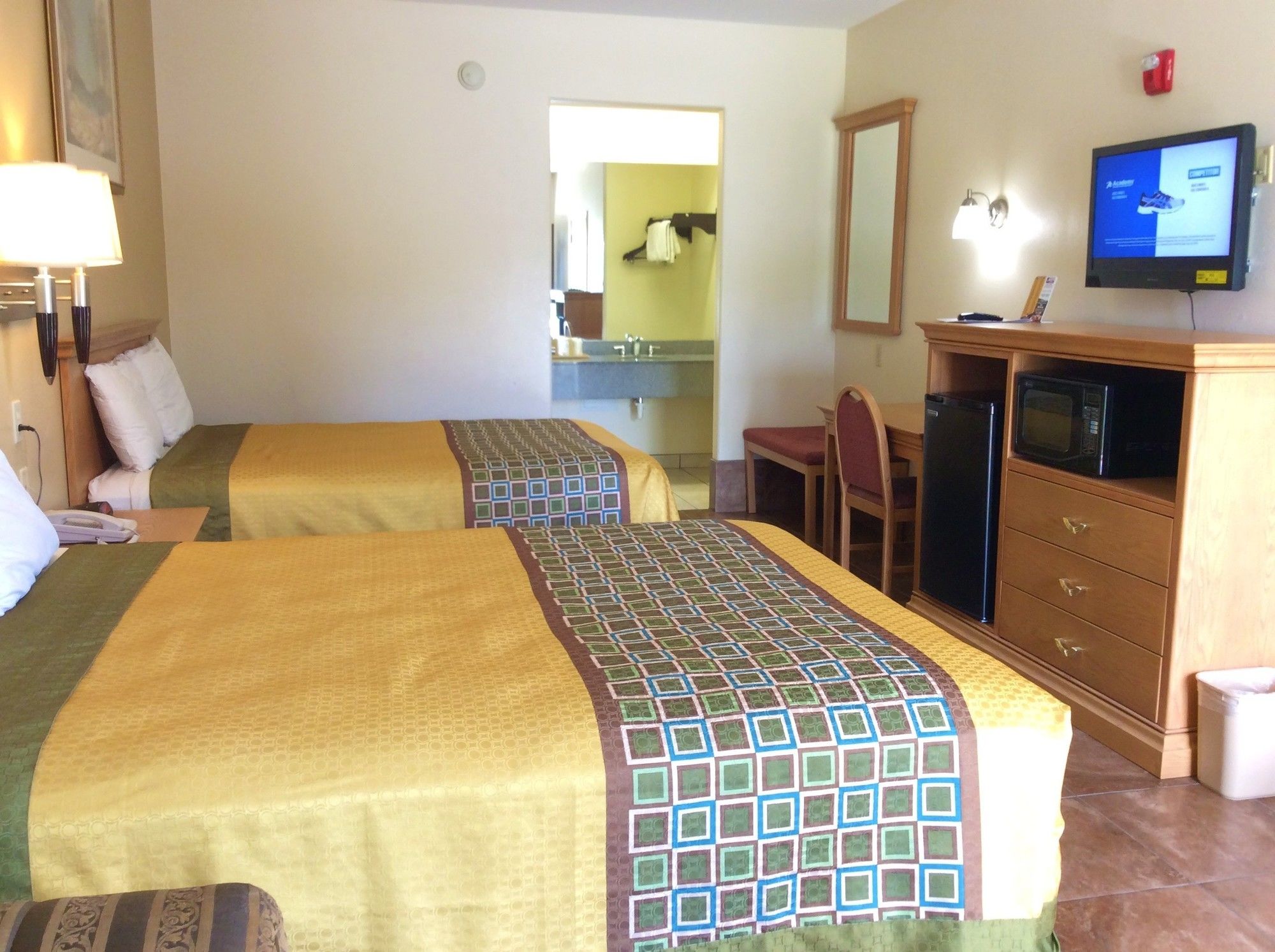 Фото Texas Inn Weslaco