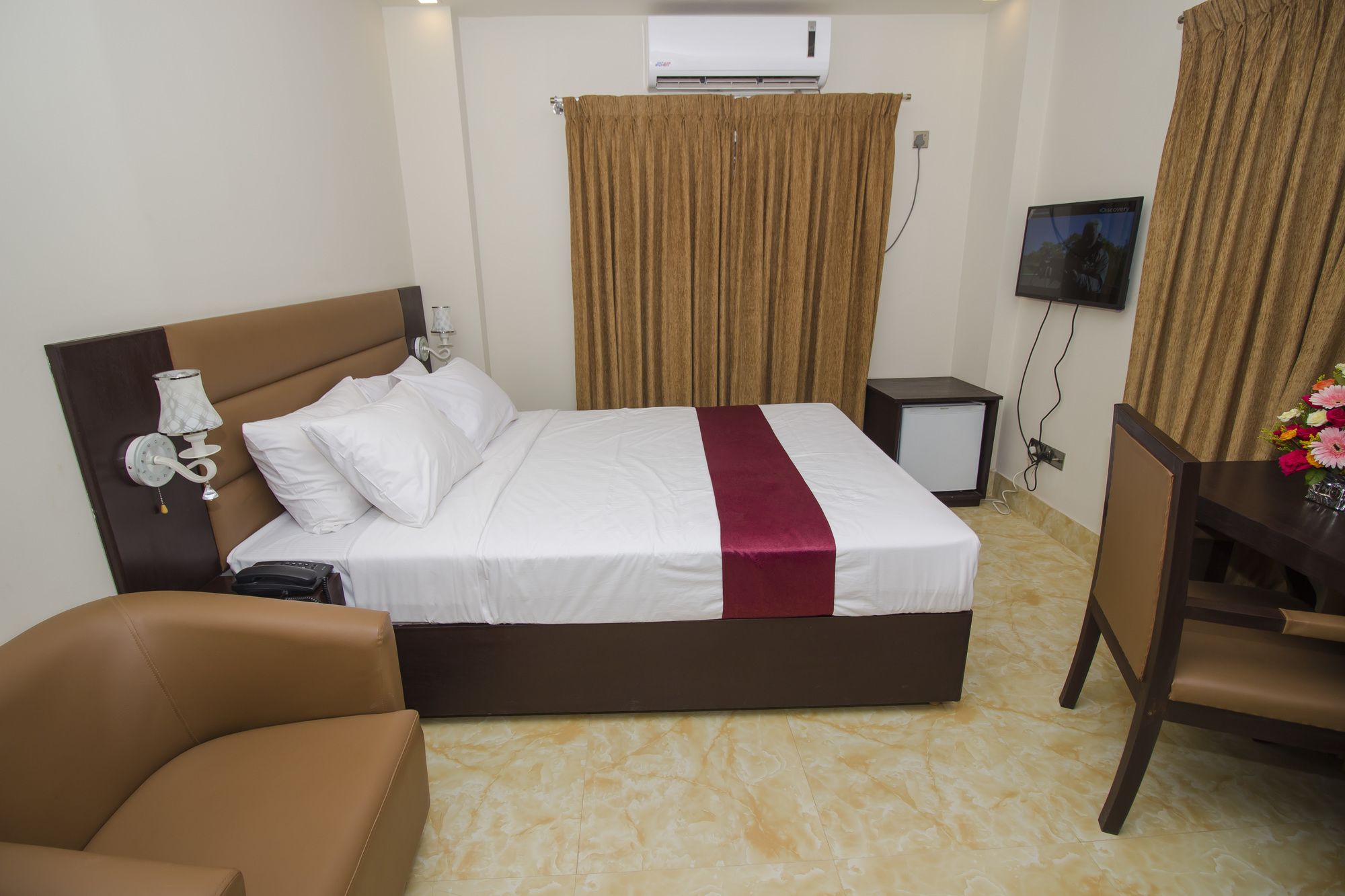 Фото Отель Pacific Lake View