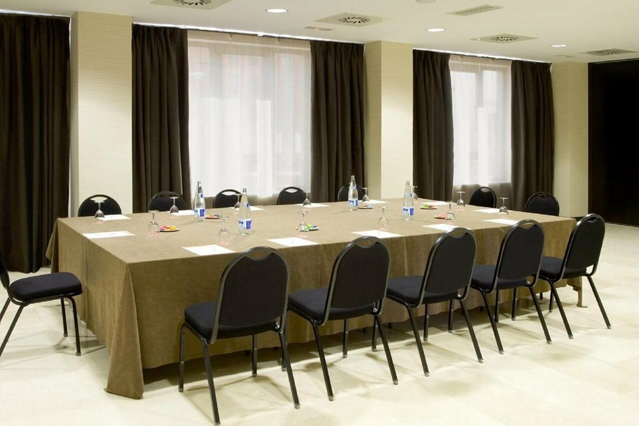 Фото Nh Valladolid Bálago