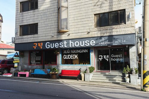 Гостиница Gudeok Guest House - Hostel в Согвипхо