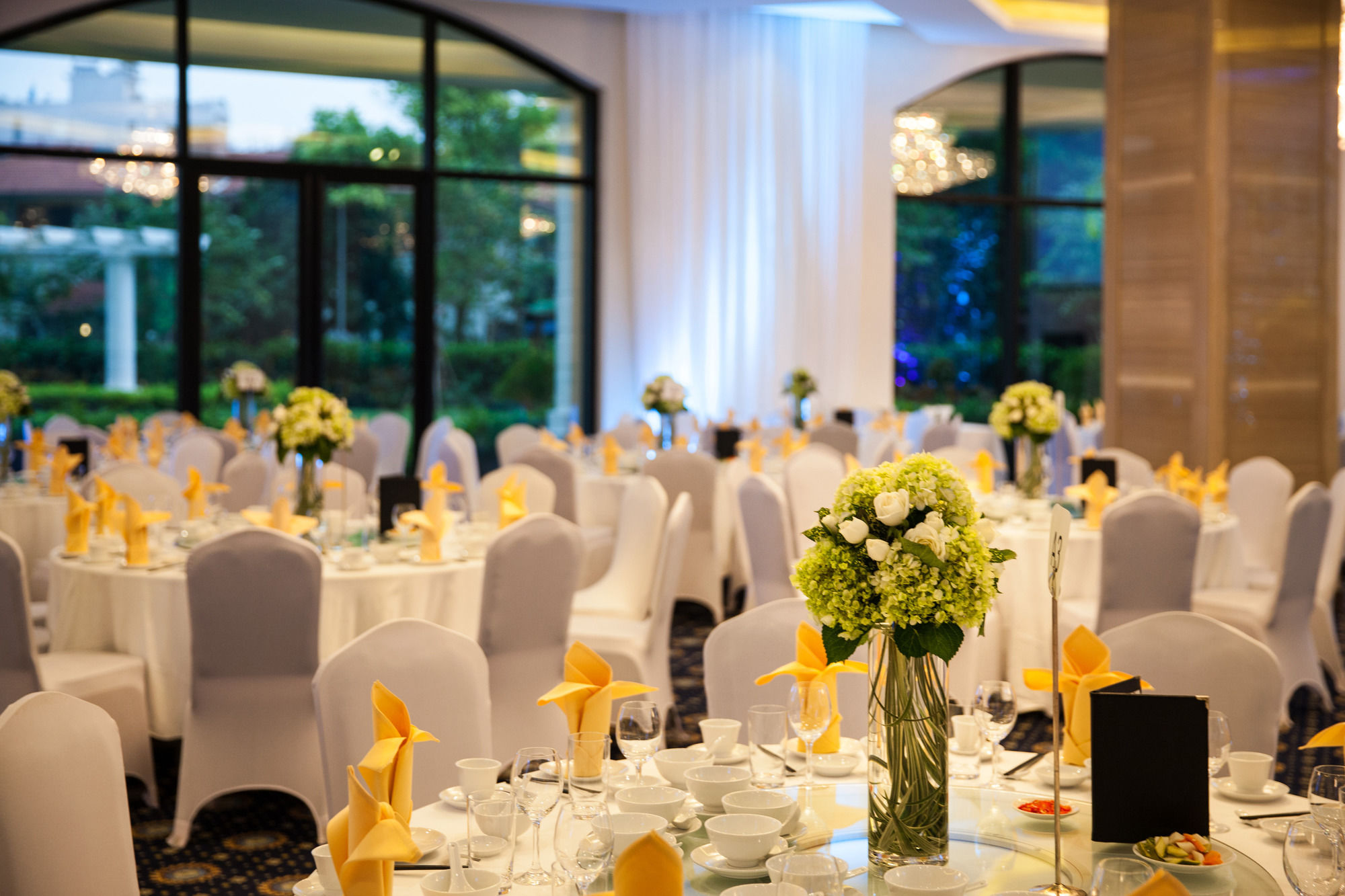 Фото Elegant Suites Westlake