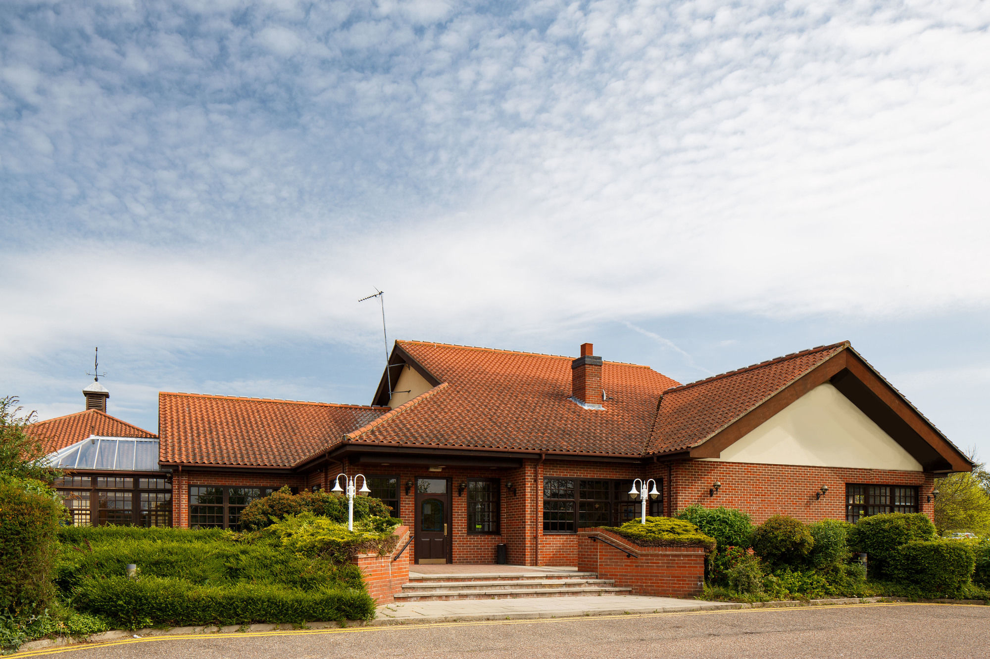 Фото Dragonfly Hotel Colchester