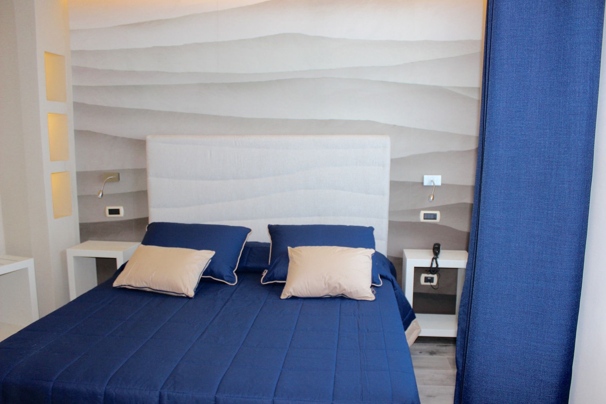 Фото Astoria Vico Hotel