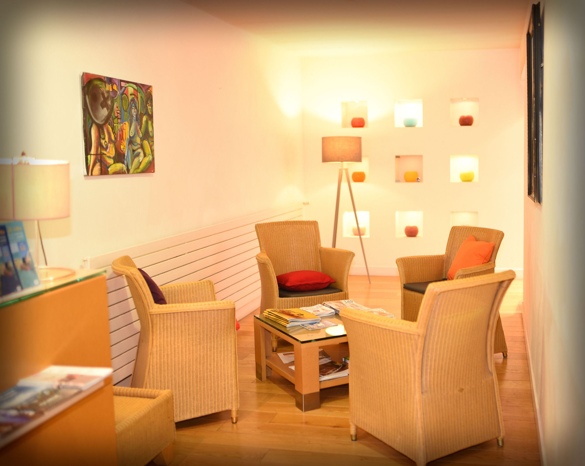 Фото Maisons du Monde Hôtel & Suites La Rochelle