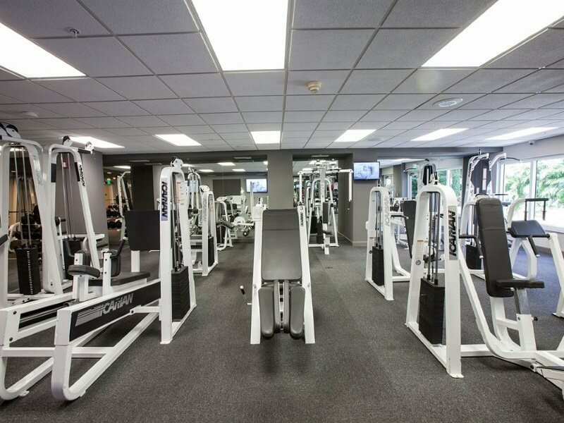 Фото Fortune House Hotel Suites