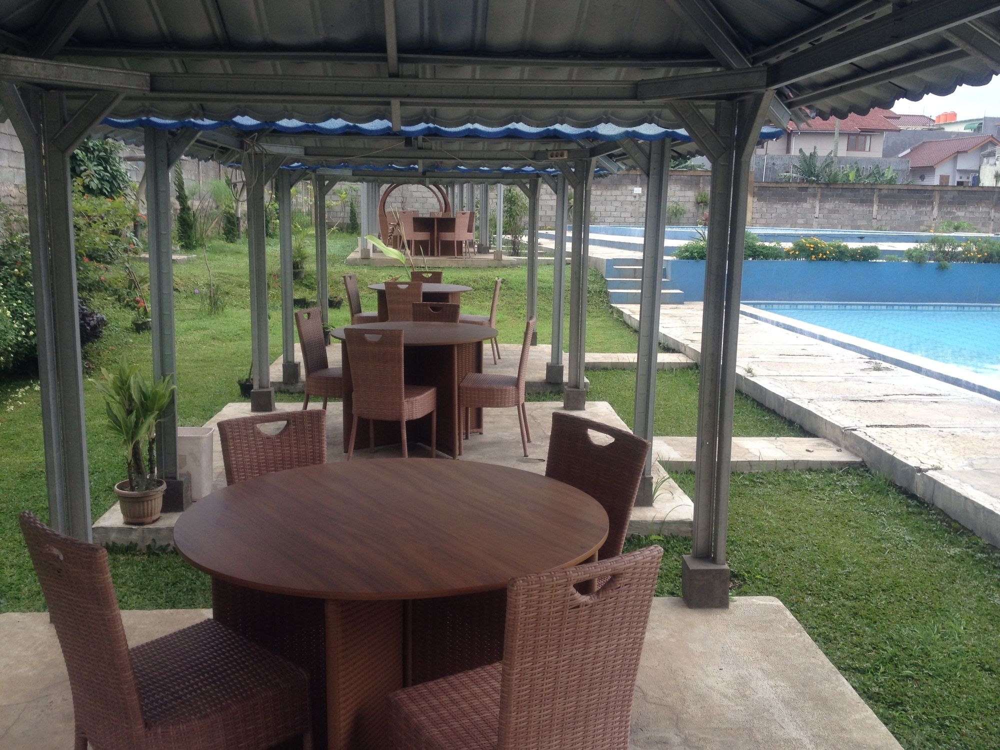 Фото RedDoorz Hostel @ Dago 2