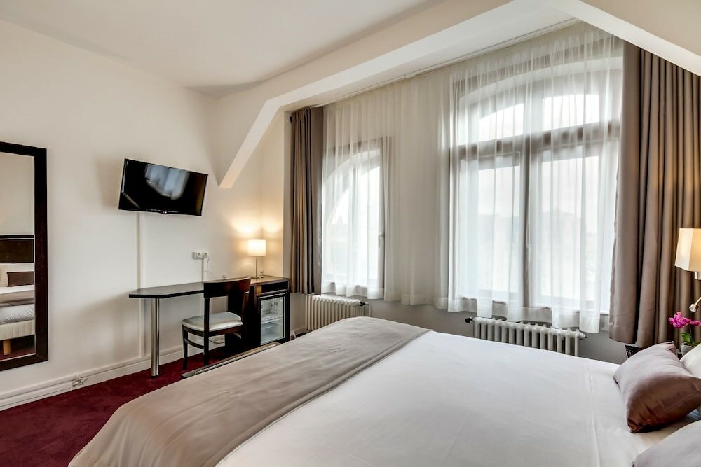 Фото Hotel Le Mondon