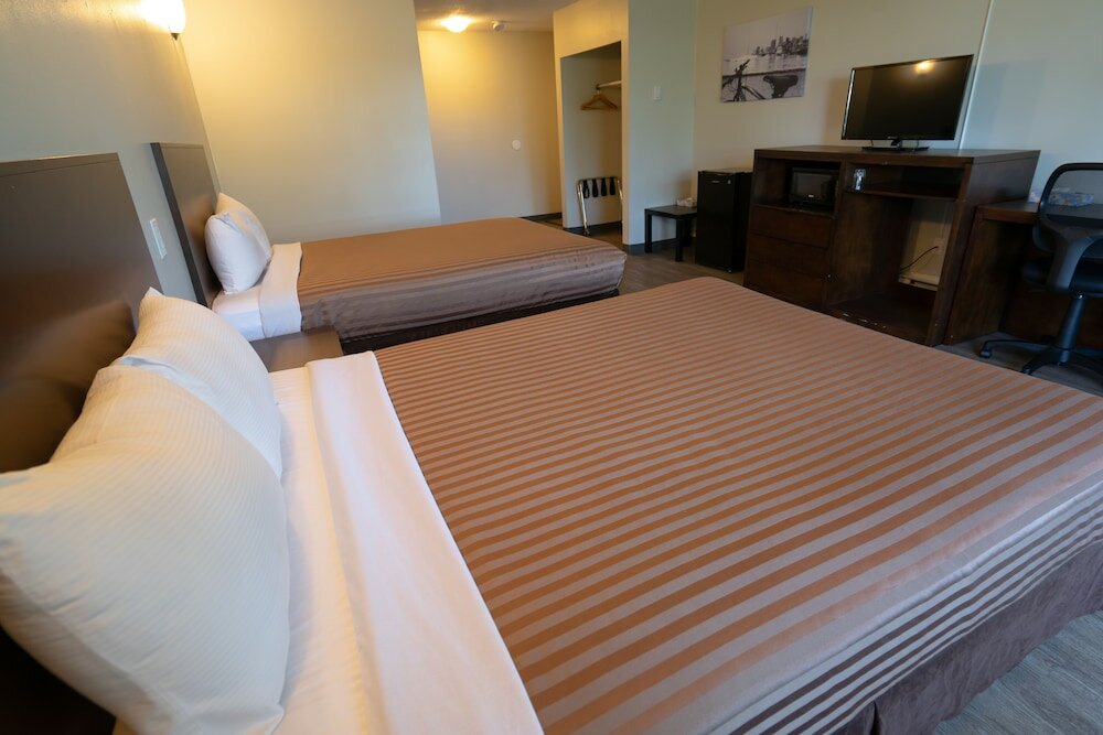 Фото The New 401 Inn