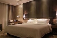 Фото Dynasty Hotel Shenzhen Futian Port