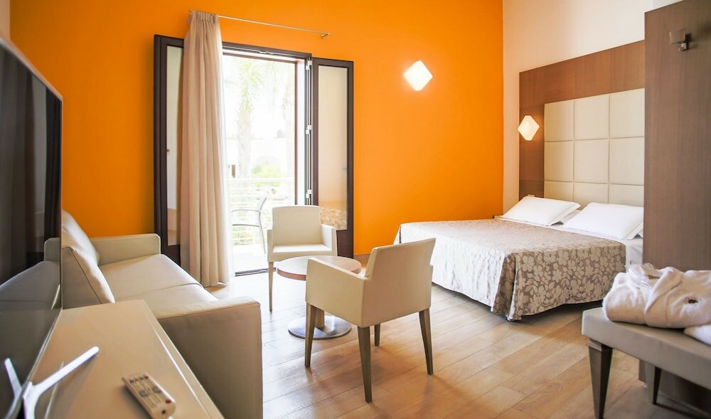 Фото La Casarana Resort & SPA