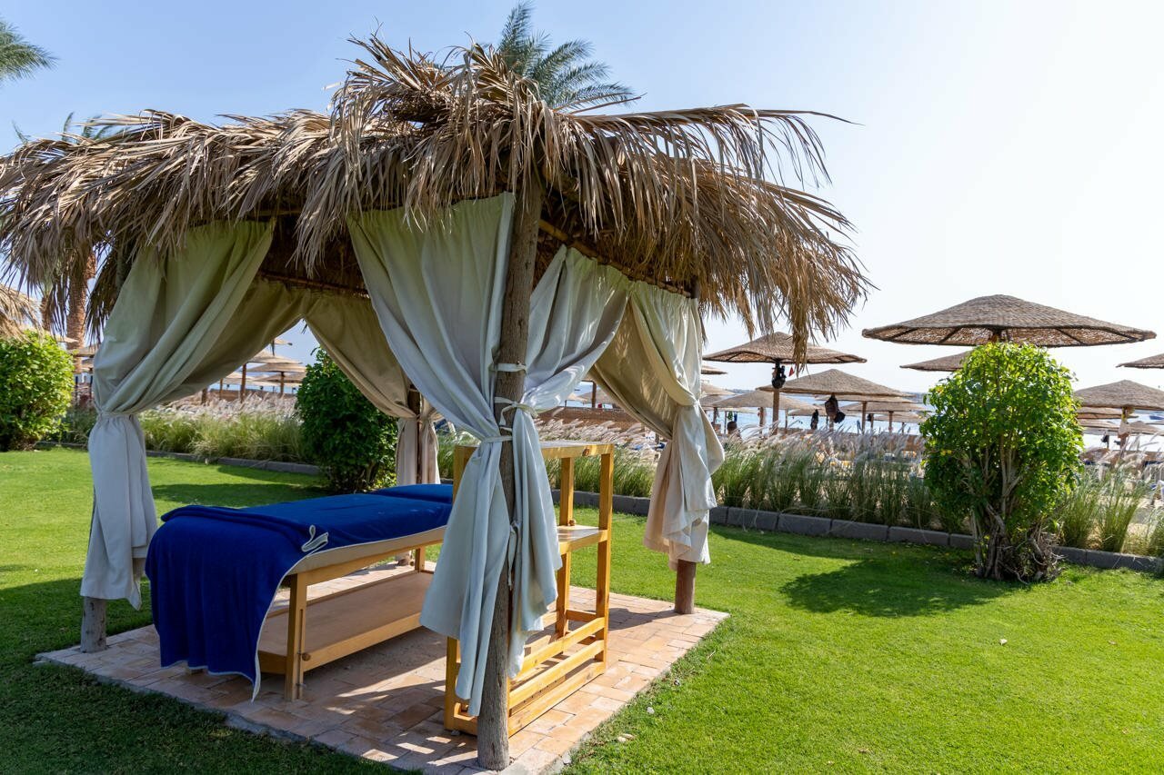 Фото Fort Arabesque Resort, SPA & Villas