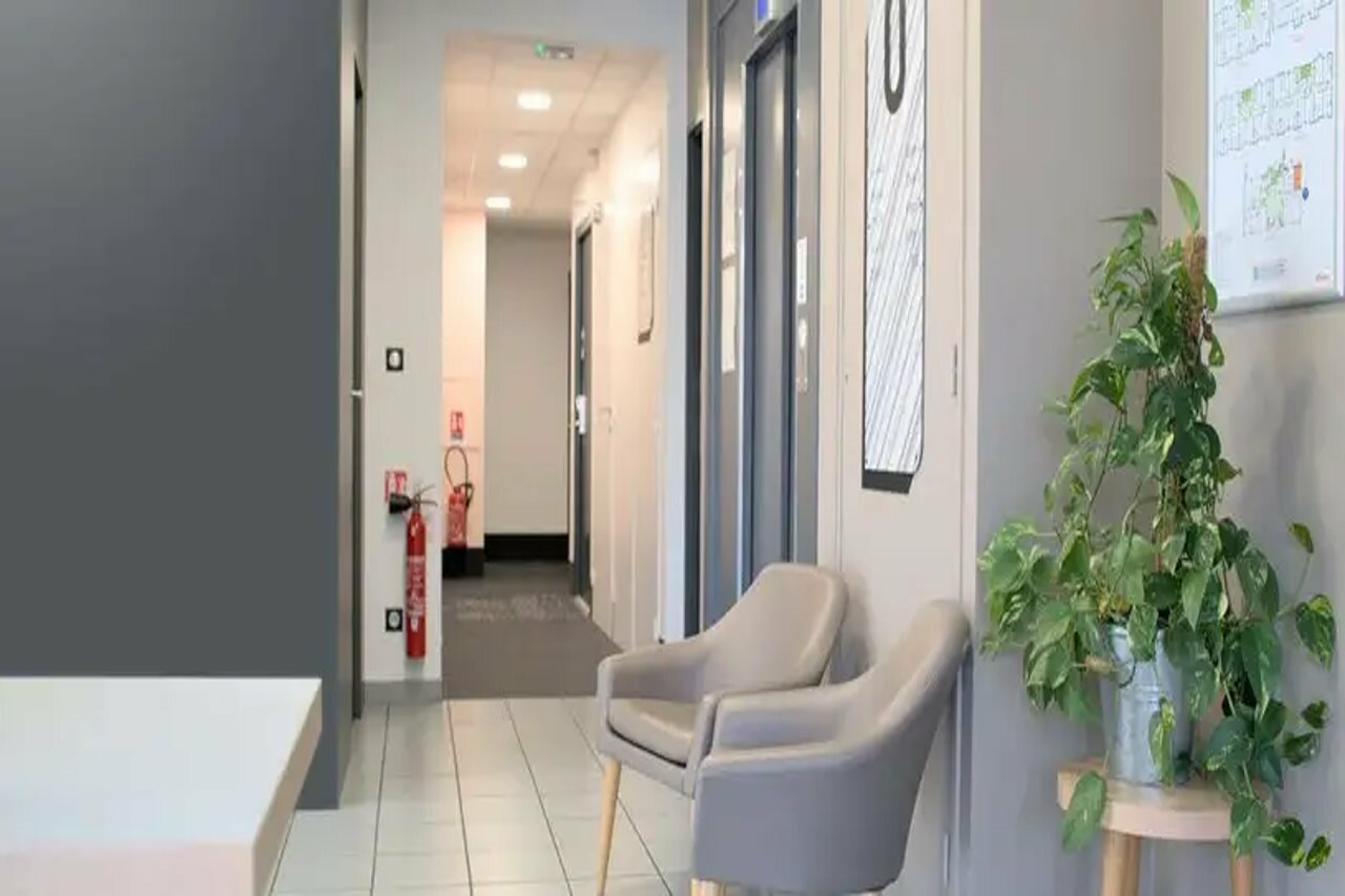 Фото B&b Hotel Dreux Centre