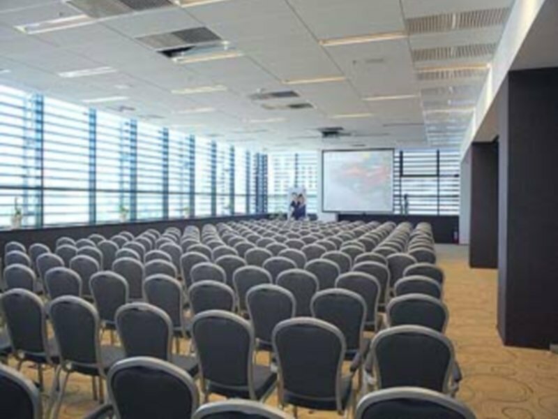 Фото Ramada by Wyndham Oradea