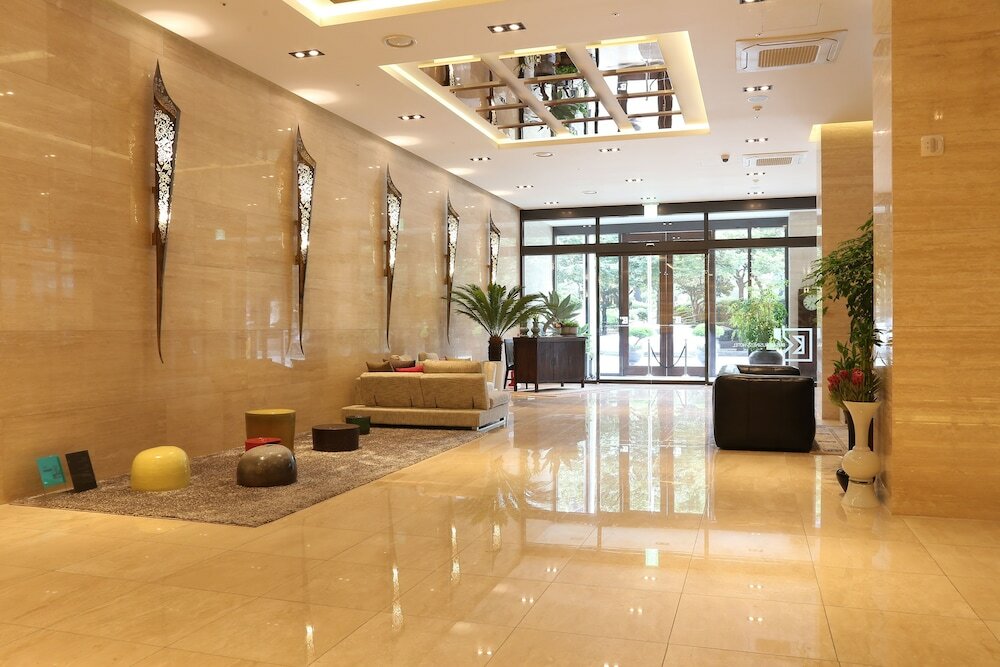 Фото Busan Business Hotel