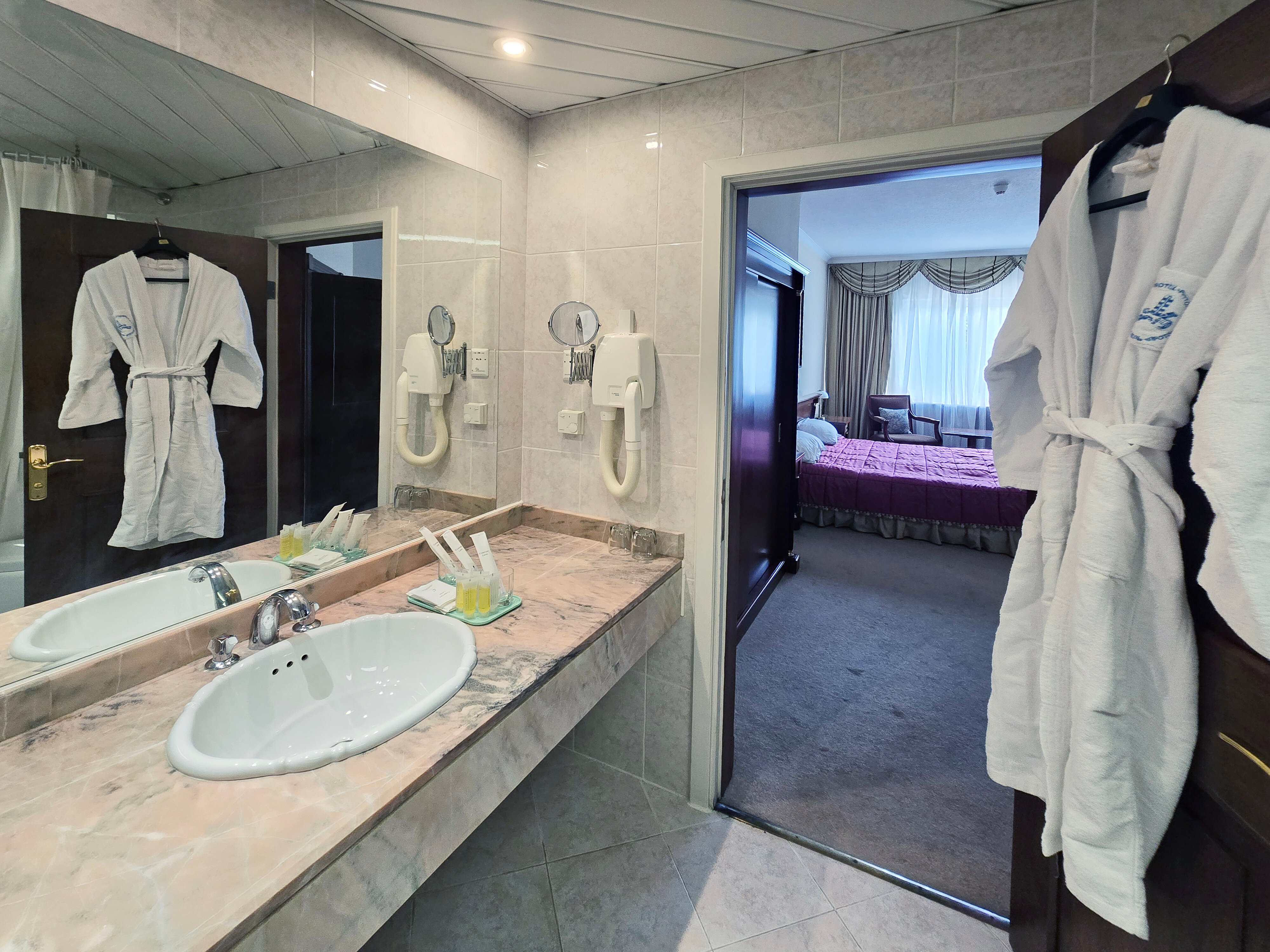 Фото Протон