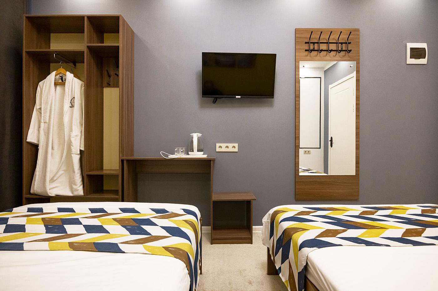 Фото Double L Hotel