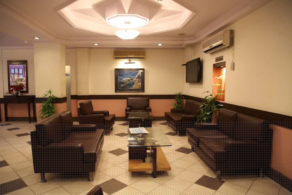 Фото Hotel Tourist Deluxe