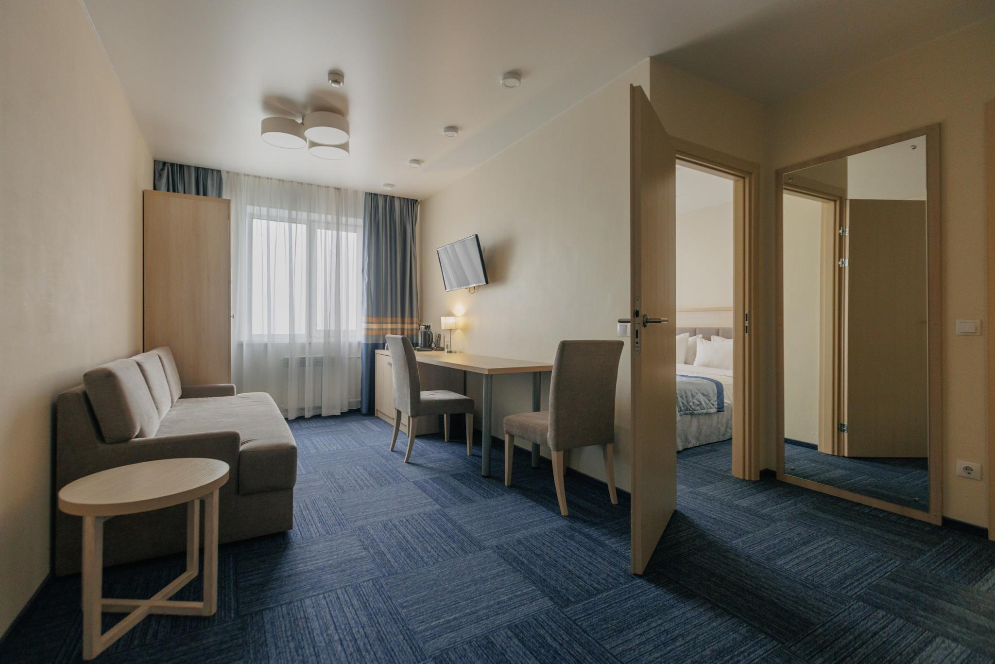 Фото отеля 1