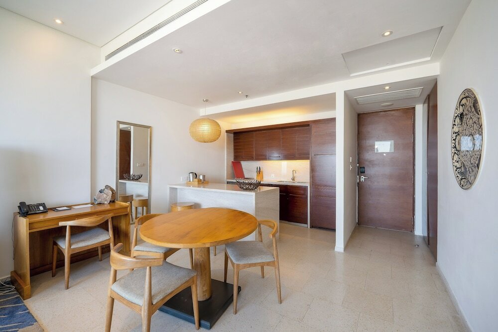 Фото Collections Apartment in Danang Resort