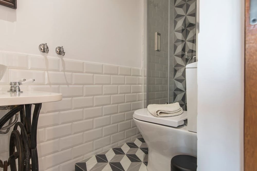 Фото Sunny Studio in City Center