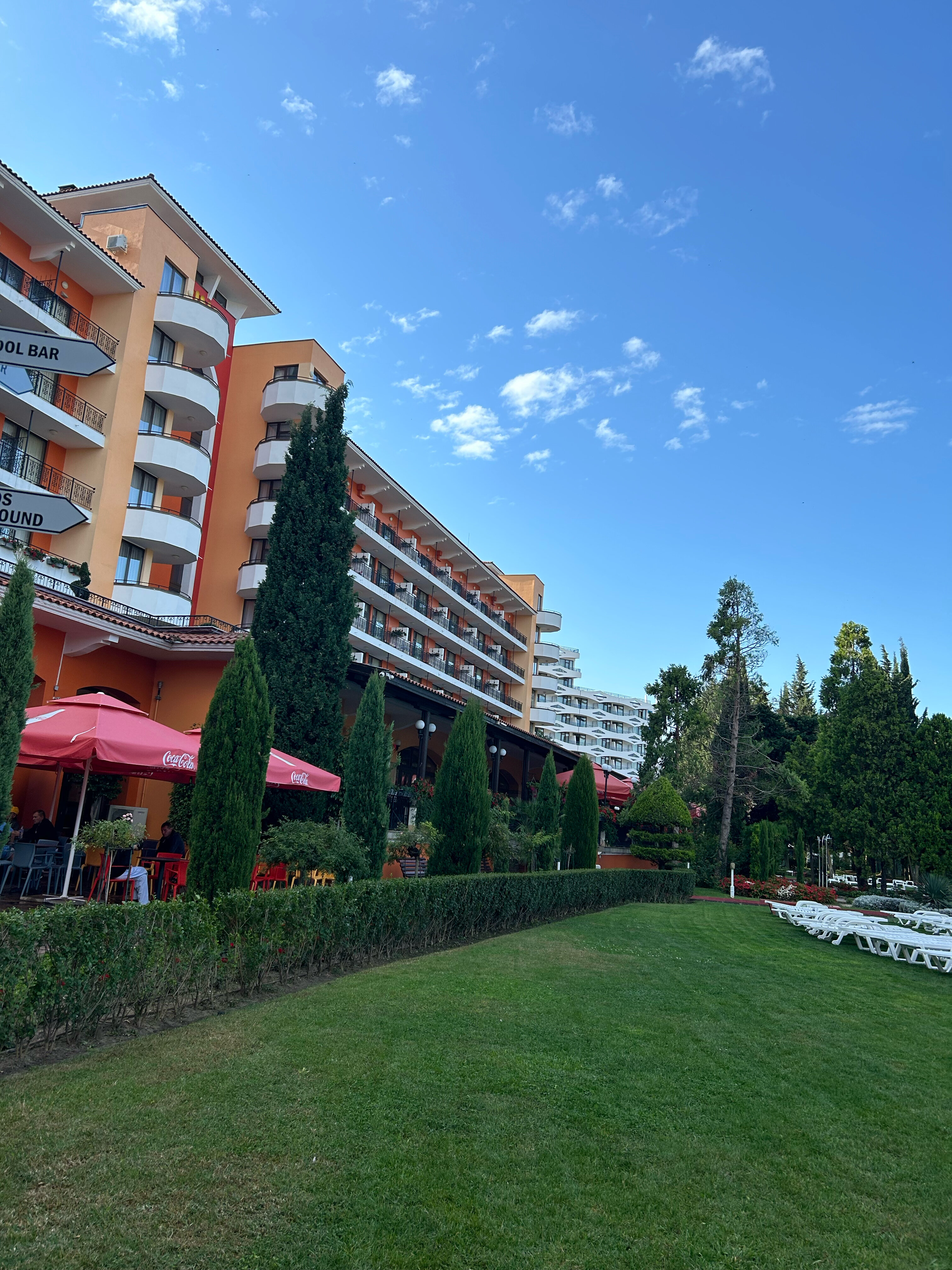 Фото Hotel Hrizantema