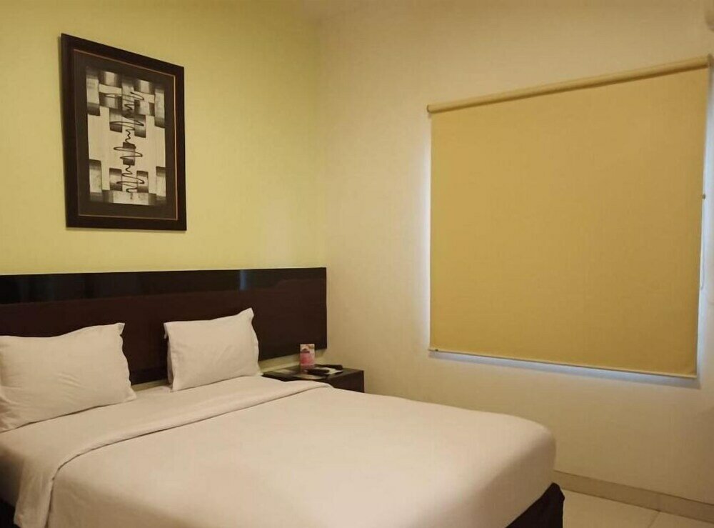 Фото City View Sorong