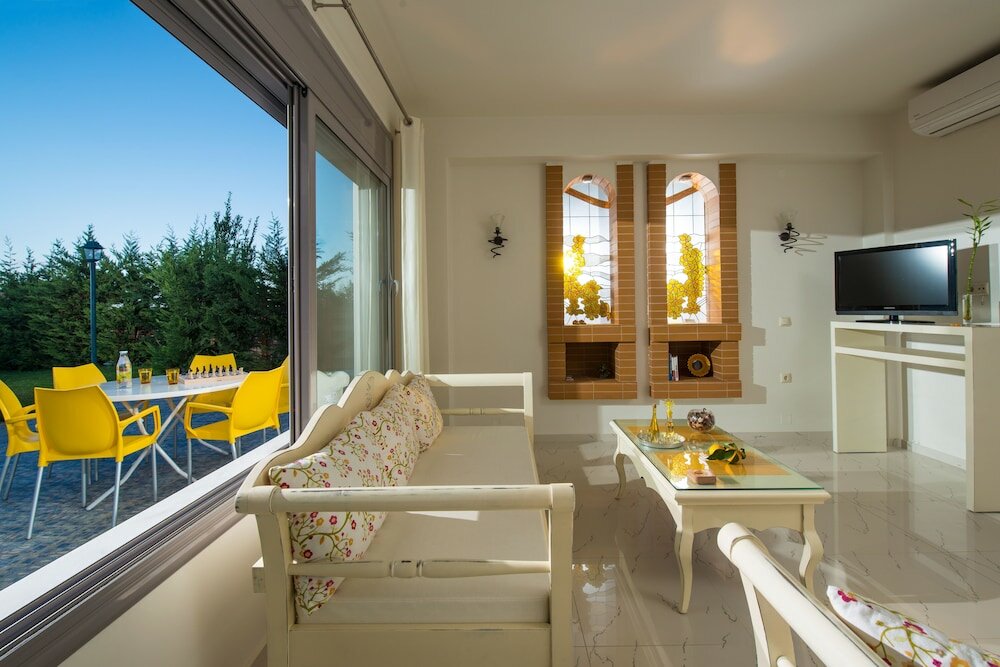 Фото Danae's Luxury Villas