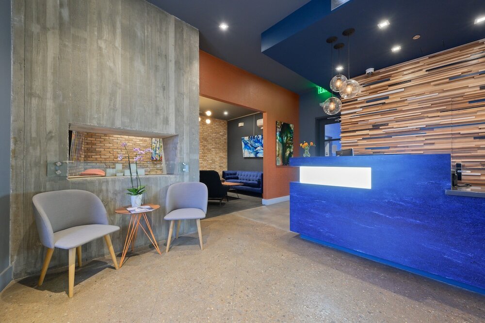 Фото The Frances Modern Inn